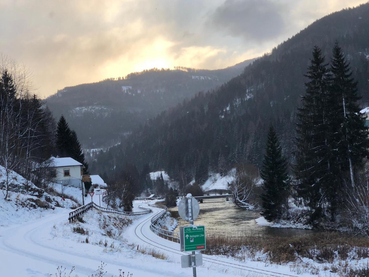 Riverside Ski Apartment Ramingstein Экстерьер фото